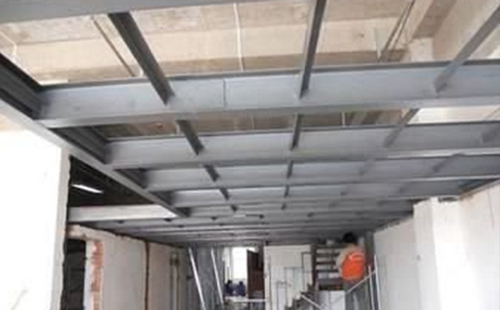 钢结构钢结构隔层如何做才性价比更高