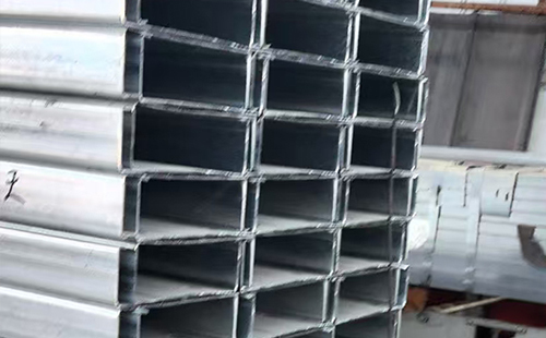 C型钢选型与在轻钢结构中的应用解析