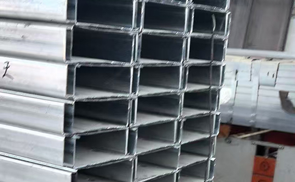 青海C型钢：高原建设中的轻质高强结构优选